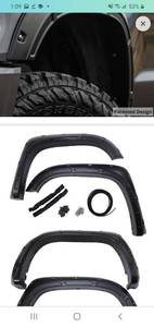lot 45638 image: Fender Flares, 2016 - 2021 Toyota Tundra, Full Set for All Truck Beds