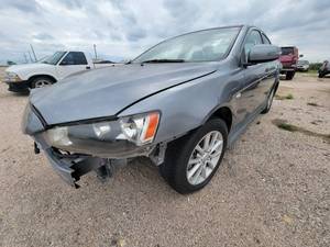 lot 3690 image: 2016 Mitsubishi Lancer, Gray