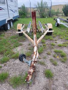 lot 3711 image: Boat Trailer
