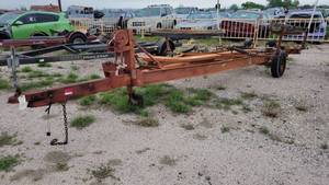 lot 3718 image: 16-18ft Johnson Pontoon Boat Trailer