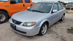 lot 3722 image: 2003 Mazda Protege LX Sedan, Gray