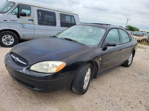 lot 3737 image: 2003 Black Ford Taurus SES