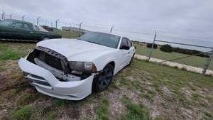 lot 3627 image: 2014 White Dodge Charger