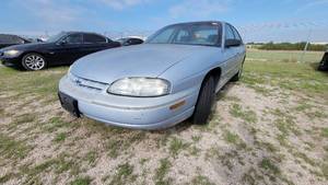 lot 3634 image: 1996 Chevy Lumina, Blue
