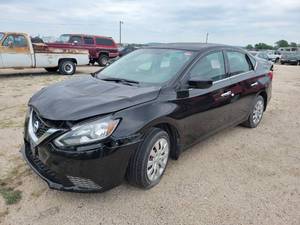 lot 3665 image: 2016 Nissan Sentra Black