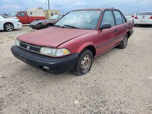 lot 3680 image: 1992 Toyota Corolla