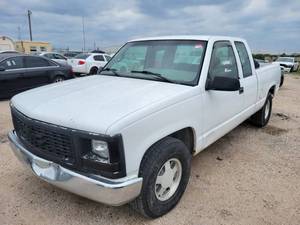 lot 3683 image: 1996 GMC Sierra