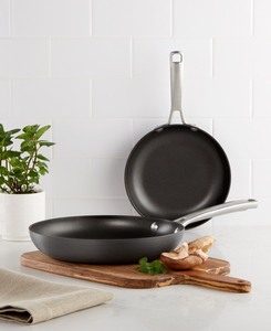 lot 21787 image: Calphalon Classic Hard-Anodized Nonstick 8-Inch & 10-Inch Fry Pan Combo