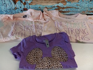 lot 23133 image: Girls Tshirt Lot of 3- Sizes S-L