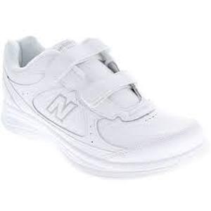 lot 5348 image: New Balance Mens Velcro Strap Tennis Shoes (Size 8.5)