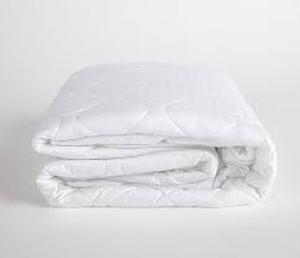 lot 6470 image: Mattress Protector (King Size)