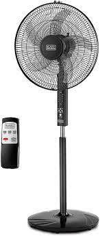 lot 3198 image: BLACKDECKER Pedestal Fan