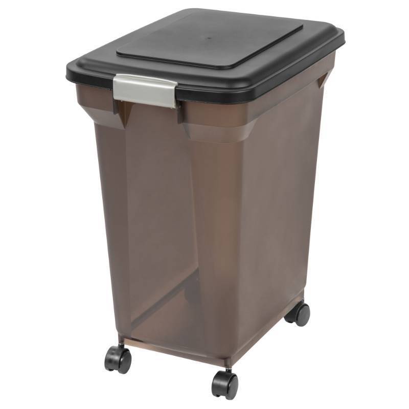 lot 4202 image: IRIS Premium Airtight Pet Food Storage Container