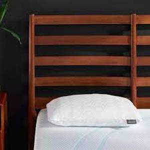 lot 1103 image: Tempurpedic Cloud ProLo Memory Foam Bed Pillow with Washable Cover, Queen