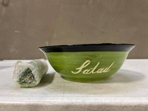 lot 11403 image: BonCera, Self Grater Salad Bowl Chili Designs