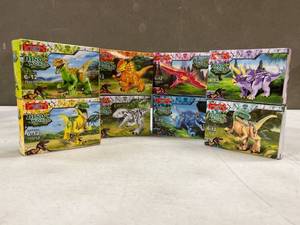 lot 12225 image: YG Dino World Brick Toys - Variety Pack 8 Different Dinosaurs 2 of Each