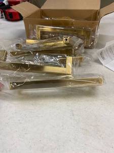 lot 12252 image: Set of 10 Gold finish Cabinet Pull handles 5.5 L