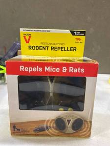 lot 12313 image: victor rodent repeller