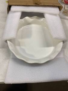 lot 12322 image: 10 Ceramic Pie pan