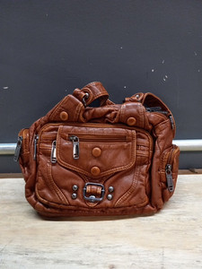 lot 16567 image: Womans Small Storage  Purse , With Adjustable Strap, Brown Leather