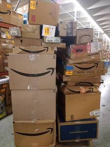 lot 120 image: Safety Gates, My Size Potty, ICrate Folding Crate, Ice Cream Maker,Toilet Seat, & More. Miscellaneous Pallet (Sold As Is)