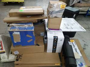 lot 131 image: Miscellaneous Pallet. Safety Gates, Home Decor, Suitcase, & More. (SOLD AS IS)