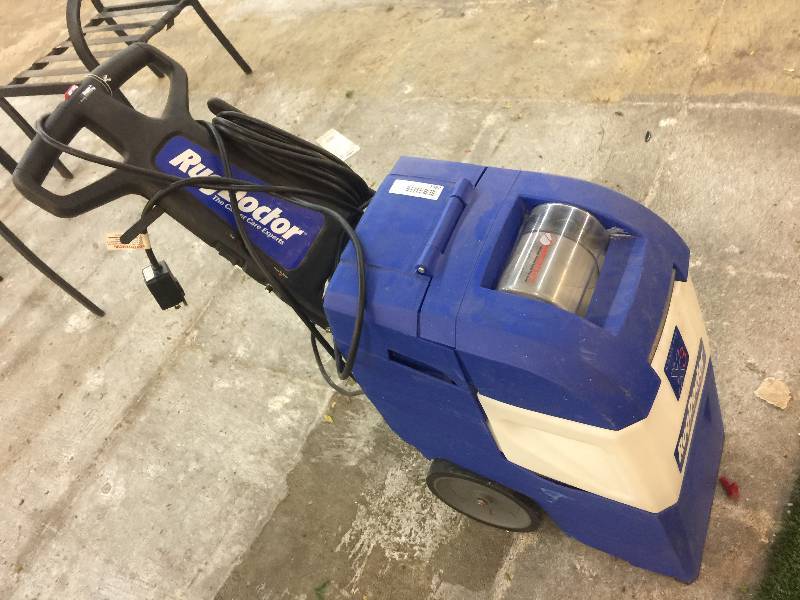 lot 1382B image: Rug Doctor Mighty Pro X3 Carpet Cleaning Machine