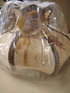 lot 1429 image: Victorian style brown and tan fabric lamp shade