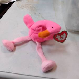 lot 8423 image: COLLECTABLE TY TEENIE BEANIE BABIES  PINKY