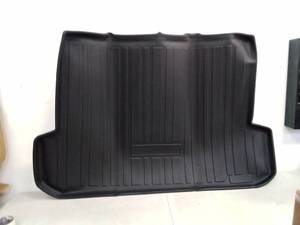 lot 37353 image: Cargo Liner Unknown Fit
