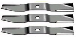 lot 37392 image: Kubota Lawnmower Blades 3 pack