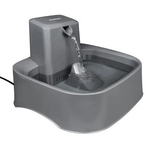 lot 37613 image: Drinkwell� 2 Gallon Pet Fountain