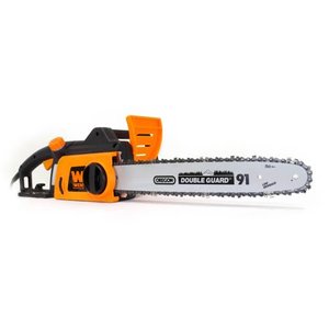 lot 3068 image: WEN 16 Electric Chainsaw