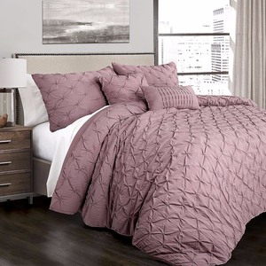 lot 3178 image: Ravello Pintuck 5-Piece FullQueen Comforter Set Bedding