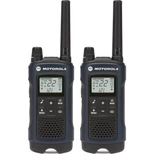 lot 3474 image: Motorola Solutions TALKABOUT T460 Two Way Radio - 2 Pack - Dark blue