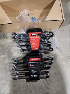 lot 3626 image: DISEN 10 Pieces Ratcheting Wrench Set with Rack