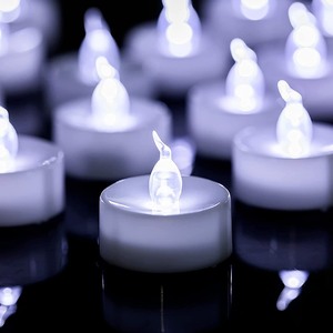 lot 2631 image: 8 PACK Battery Powered Flameless Candle Lights