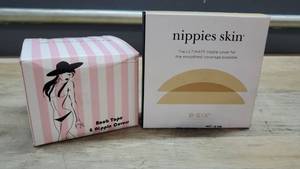 lot 4562 image: Lot of Nipple Covers