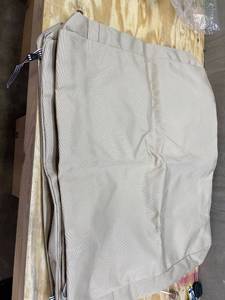 lot 6013 image: LOT OF 2 Furniture cover waterproof beige (61x56x10cm)