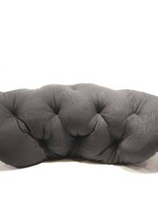 lot 6821 image: Black Couch Cover