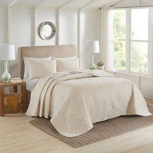 lot 6847 image: 510 Design Oakley KingCal King 3 Piece Bedspread Set