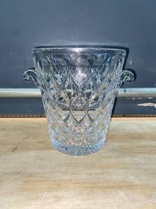 lot 13346 image: Aimee-jl Glass Ice Bucket ChampagneWine Bucket Wine Cooler (5.39 x 3.74 x 6.06 inches)