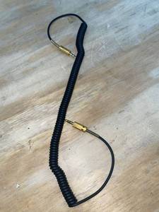 lot 13355 image: Audio Line 3.8 mm (Black and Gold) Brand Unknown