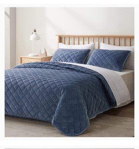 lot 16648 image: VEEYOO Quilt Set King Size - Bedspread Unique Geometric Pattern Stitching Design for All Season, Soft Velvet King Quilt Set, with 2 Shams, Machine Washable, Blue