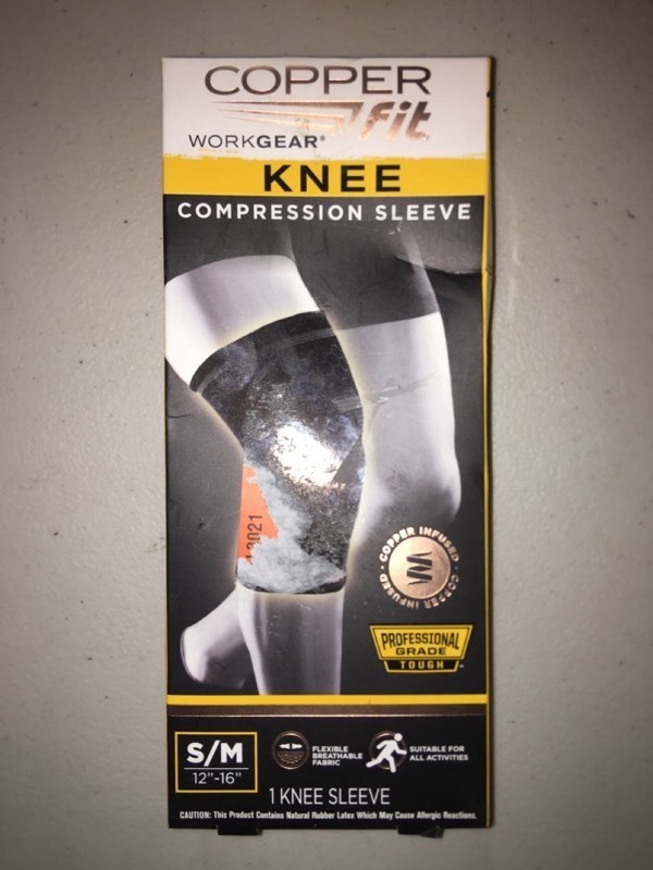 lot 9051 image: Copper Fit Knee Compression Sleeve SM