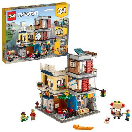 lot 320 image: LEGO - Creator 3 in 1 Townhouse Pet Shop & Cafe
