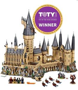 lot 1681 image: $$ LEGO Harry Potter Hogwarts Castle 71043 Castle Model Building Kit with Harry Potter Figures Gryffindor, Hufflepuff, and More (6,020 Pieces) - Retail $400