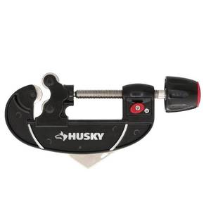 lot 16720 image: Husky 2-18 in. Quick-Release Tube Cutter
