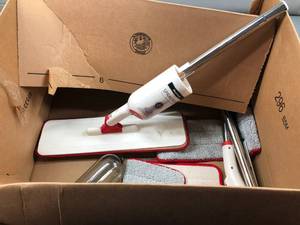 lot 100732 image: Masthome Spray Mop