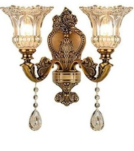 lot 100755 image: LITFAD Vintage Floral Wall Mount Lamp 2 Heads Beveled Crystal Prism Wall Sconce Light Retro Decoration Wall Lamp in Brass for Hotel Bedside Living Room Restaurant